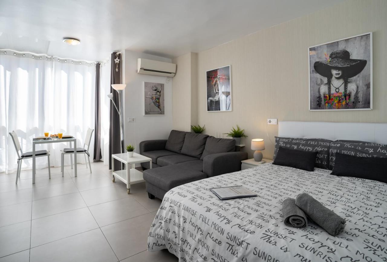 Benalmadena Sunny Days Apartment ภายนอก รูปภาพ