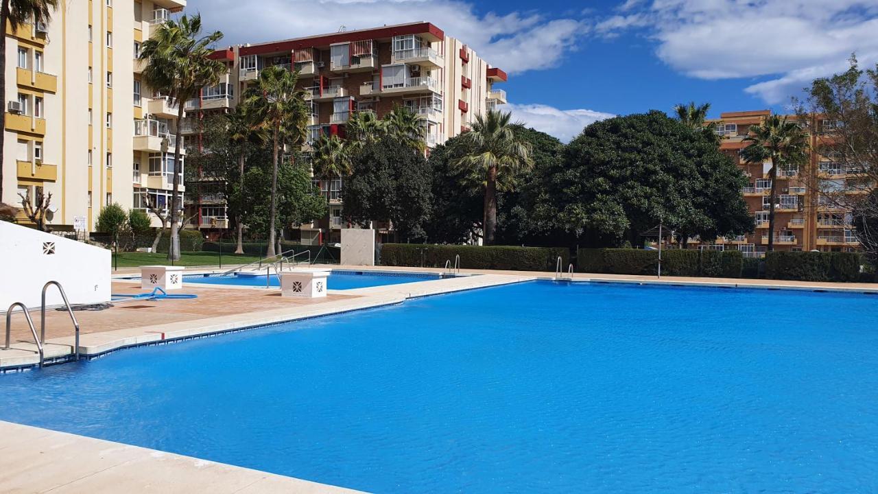 Benalmadena Sunny Days Apartment ภายนอก รูปภาพ